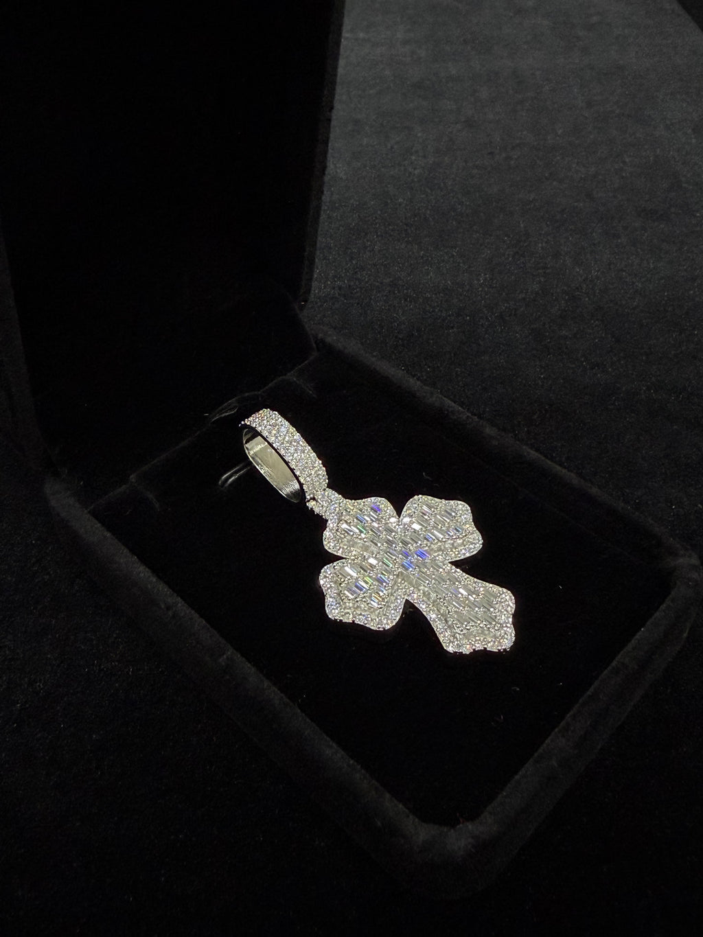 Baguette Cross Pendant (바게트 크로스 펜던트)