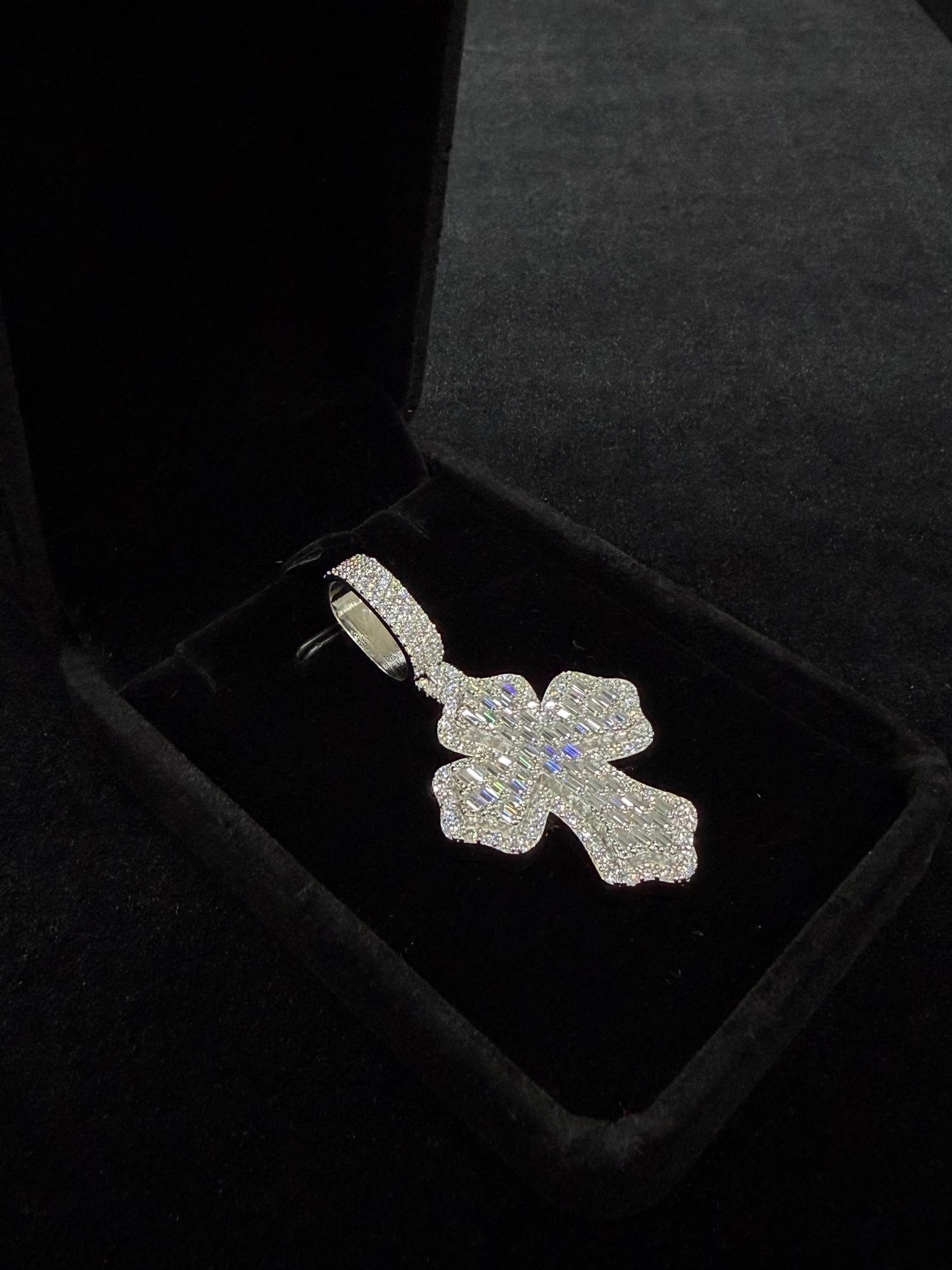 Baguette Cross Pendant (바게트 크로스 펜던트)