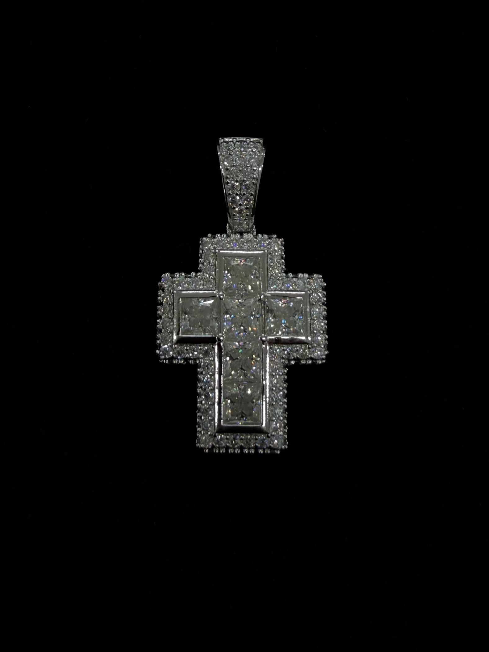 Princess Cross Pendant (프린세스 크로스 펜던트)