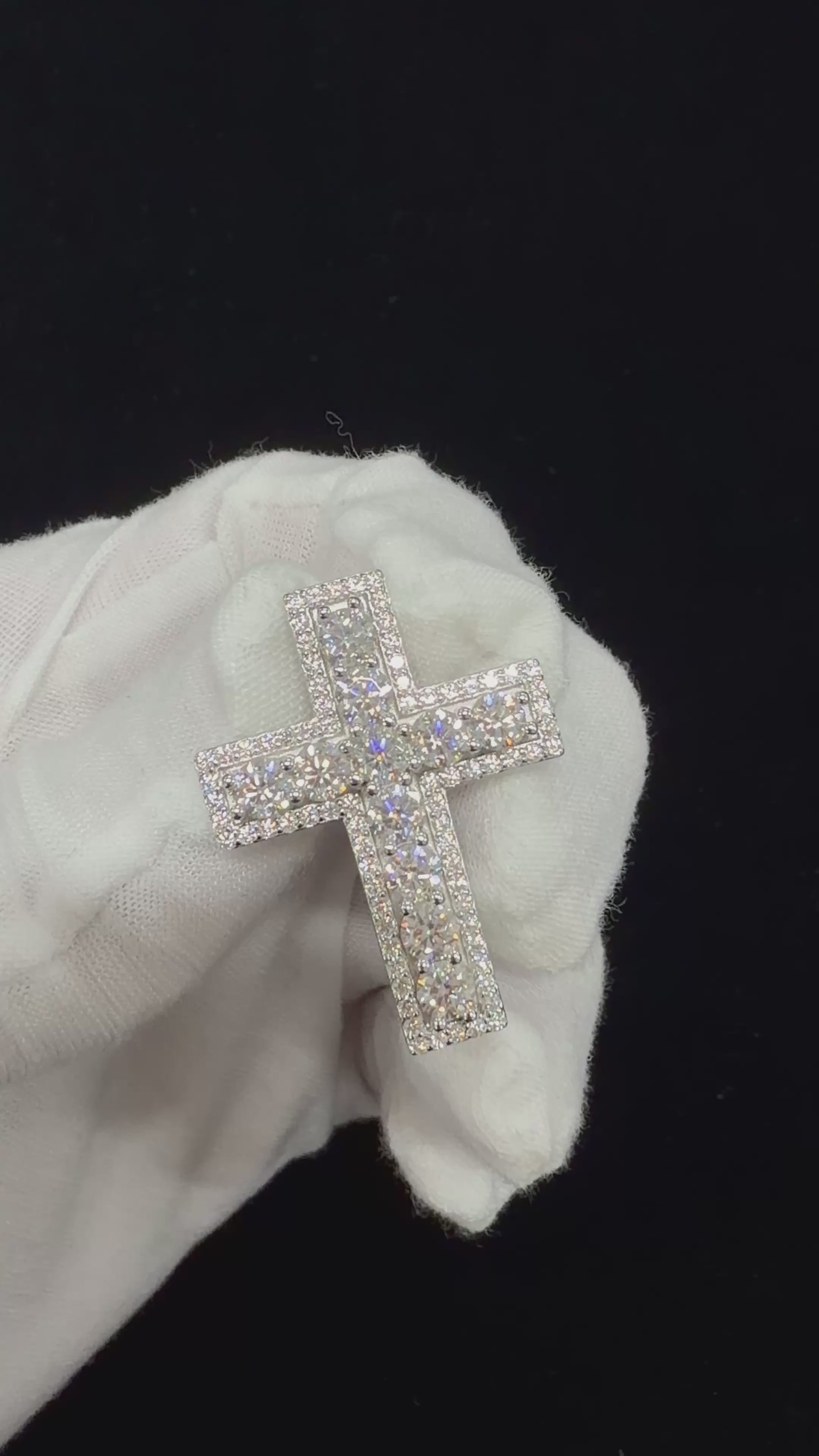 Cross Pendant (크로스 펜던트)